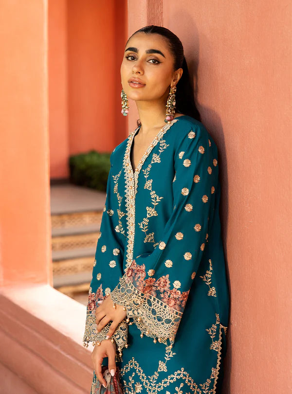 luxury izra collection